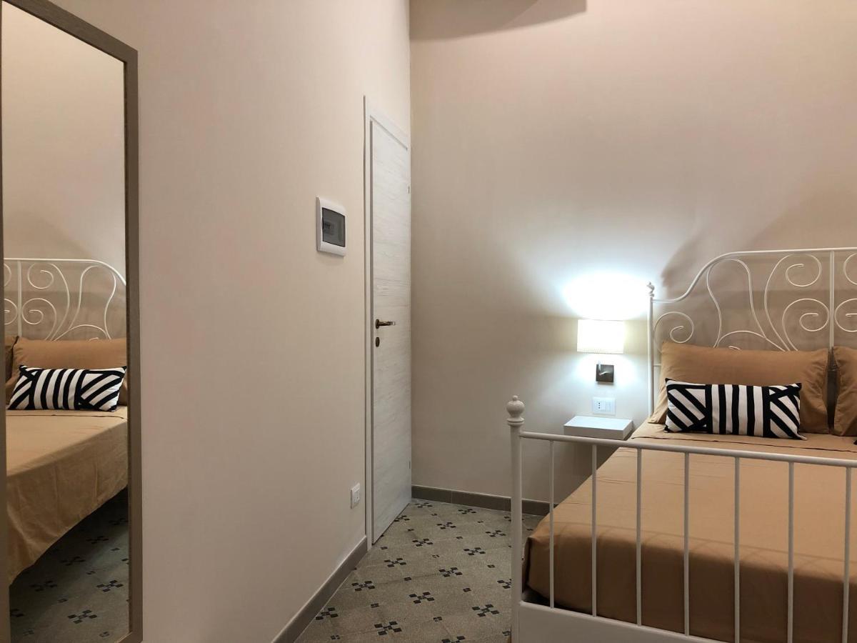 B&B Meliora Rooms 阿沃拉 外观 照片