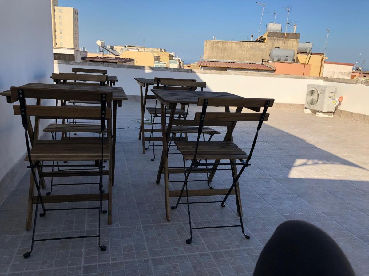 B&B Meliora Rooms 阿沃拉 外观 照片
