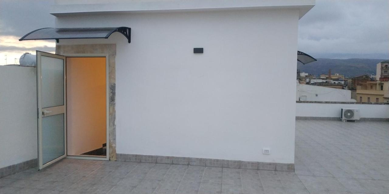 B&B Meliora Rooms 阿沃拉 外观 照片