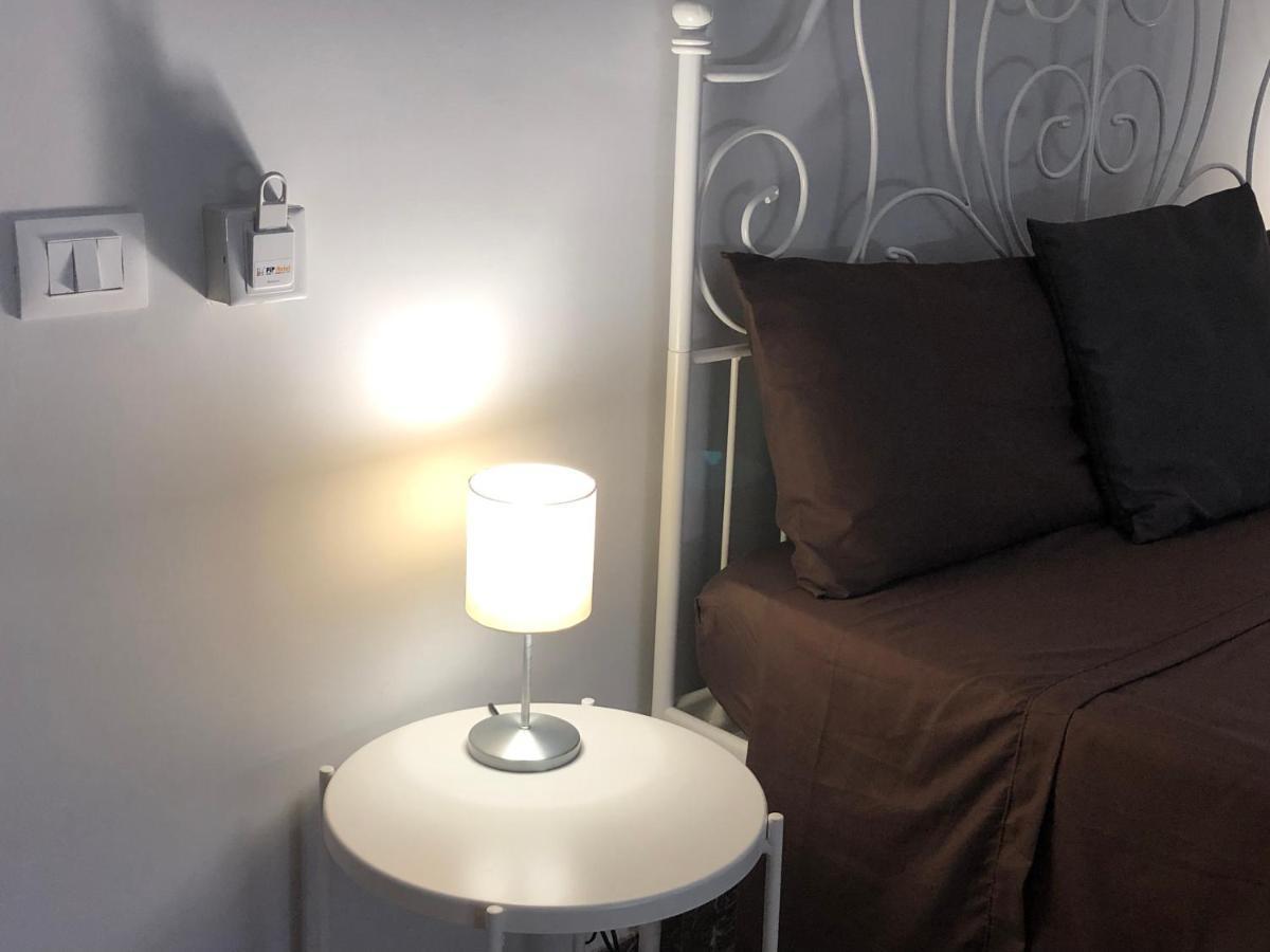 B&B Meliora Rooms 阿沃拉 外观 照片
