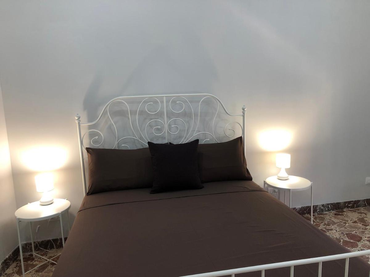 B&B Meliora Rooms 阿沃拉 外观 照片