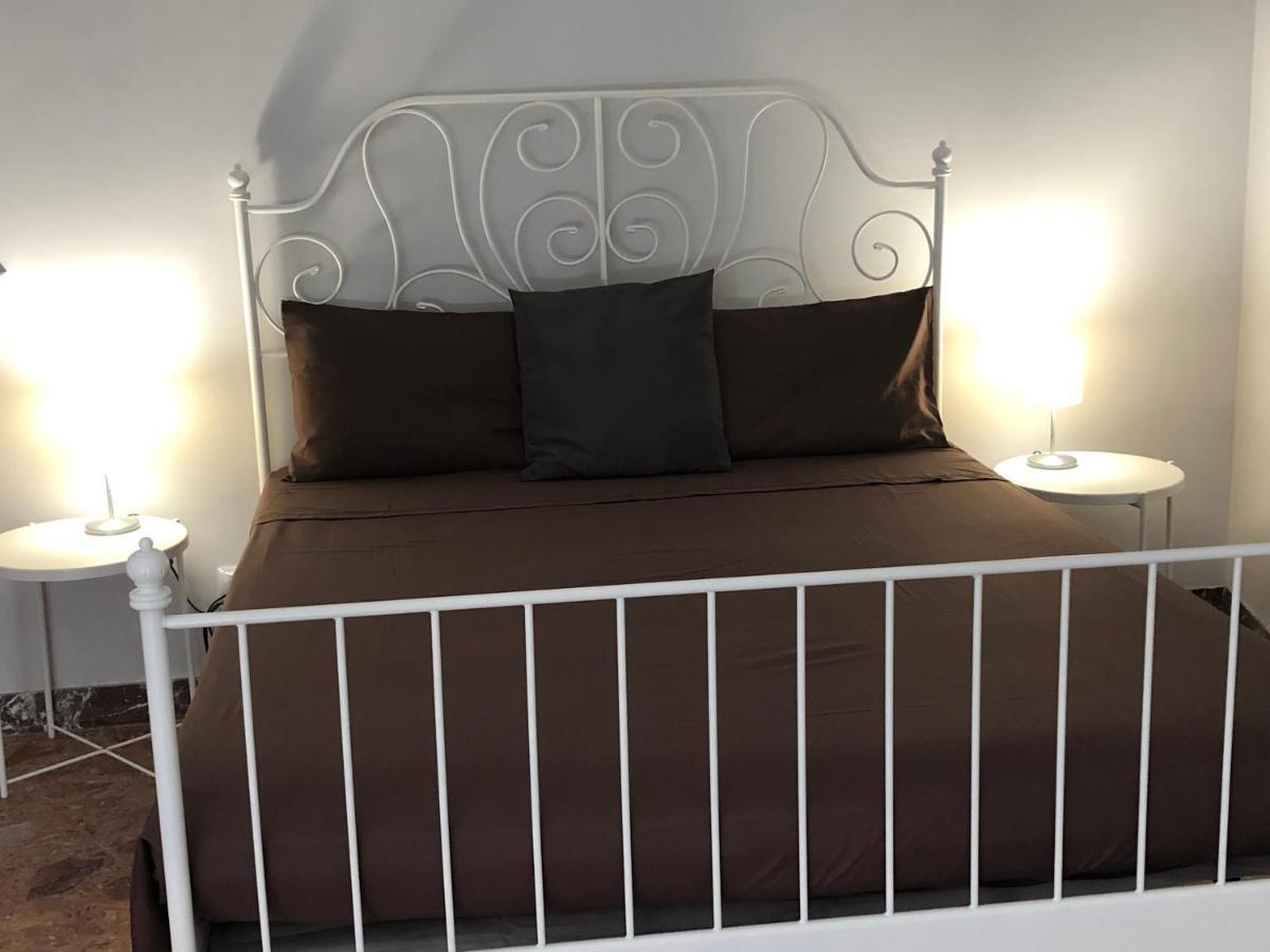 B&B Meliora Rooms 阿沃拉 外观 照片