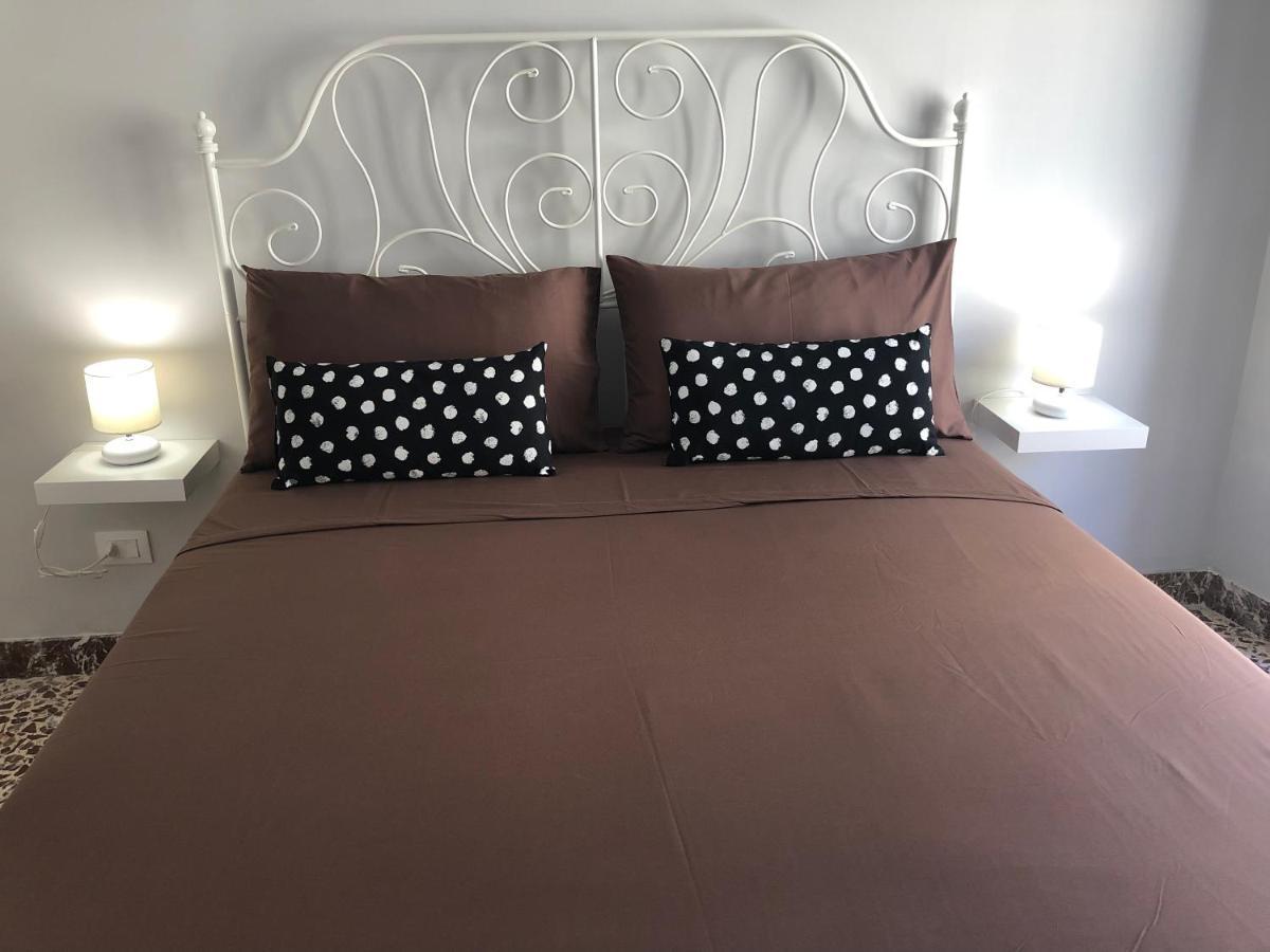 B&B Meliora Rooms 阿沃拉 外观 照片