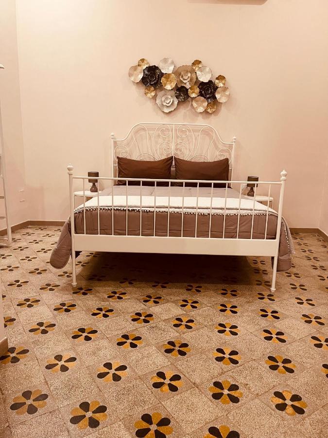 B&B Meliora Rooms 阿沃拉 外观 照片