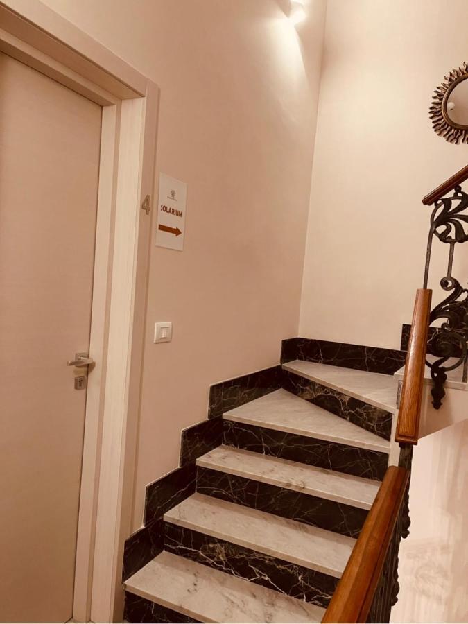 B&B Meliora Rooms 阿沃拉 外观 照片