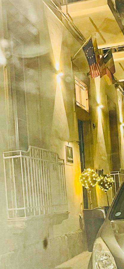B&B Meliora Rooms 阿沃拉 外观 照片
