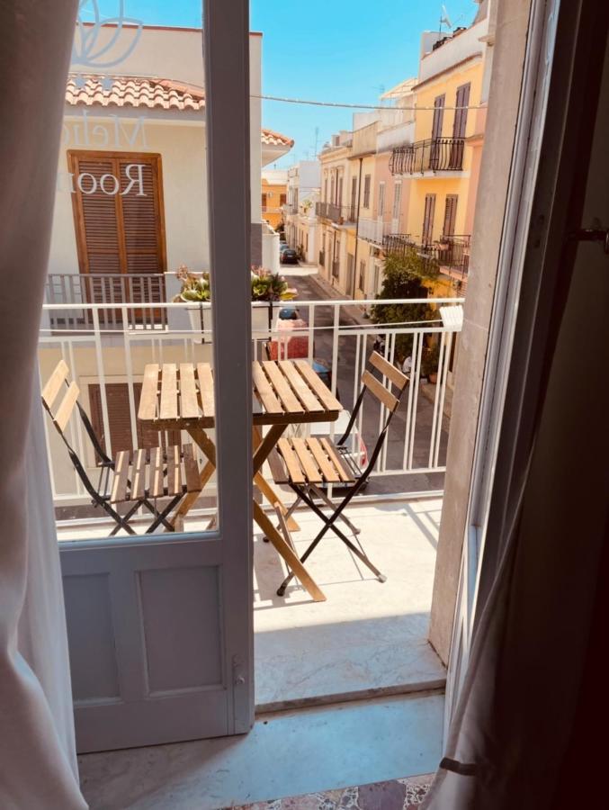 B&B Meliora Rooms 阿沃拉 外观 照片