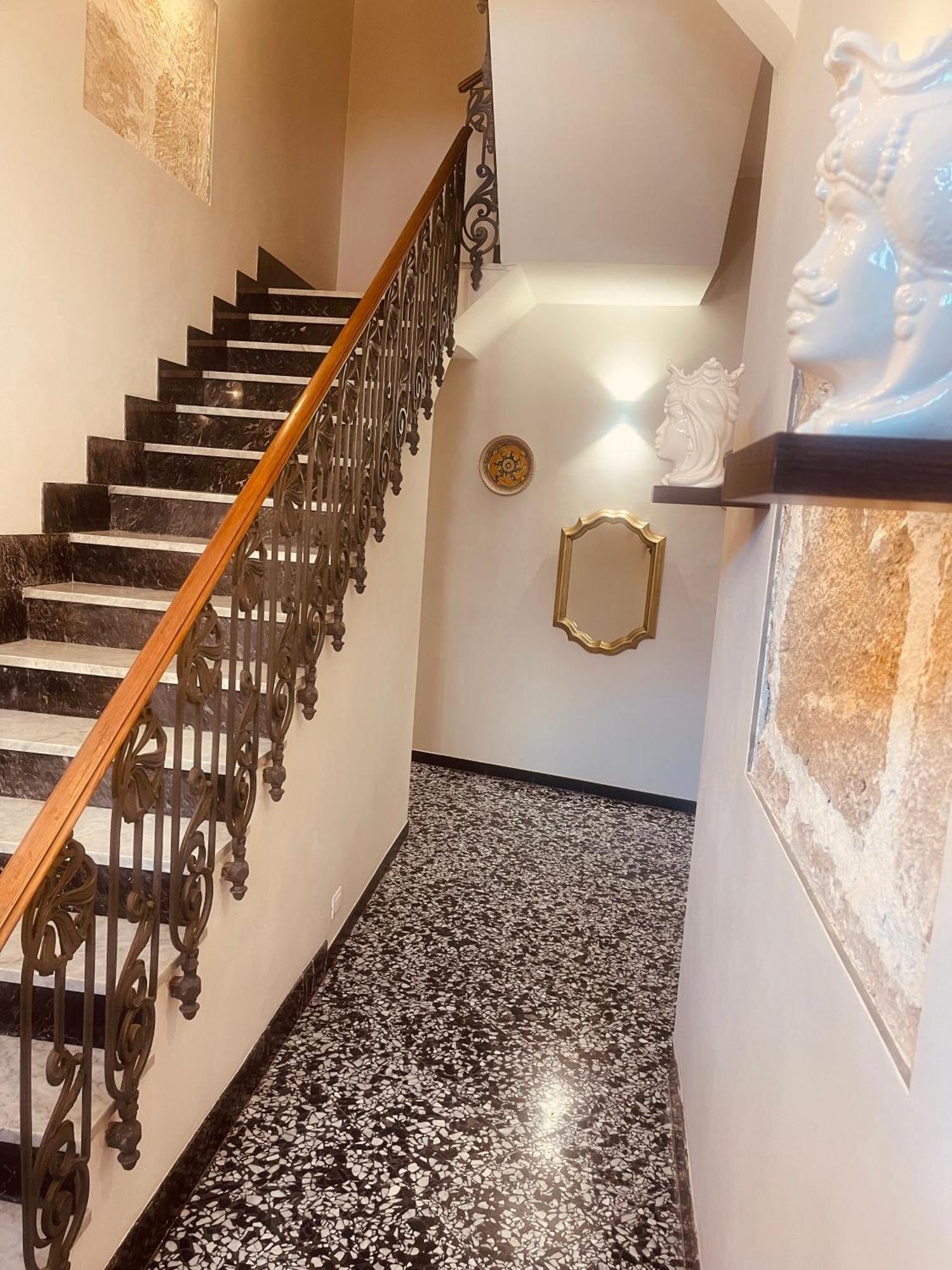 B&B Meliora Rooms 阿沃拉 外观 照片